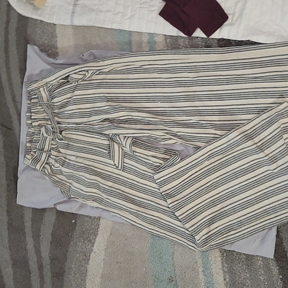 Stripped wide leg pants